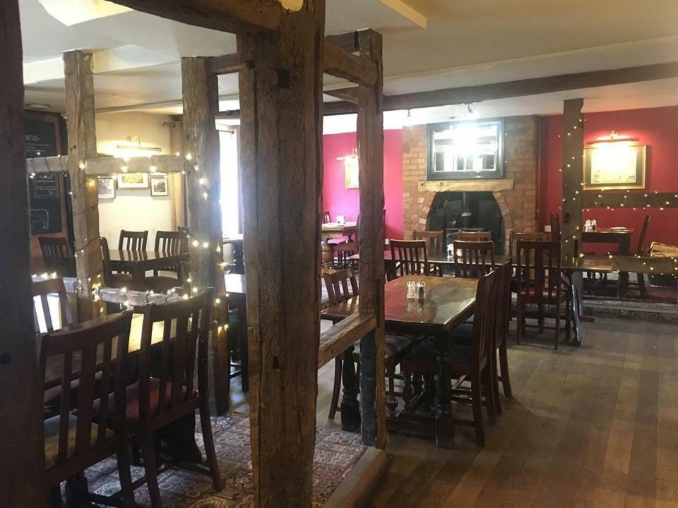 The Bear Inn Hodnet Bagian luar foto